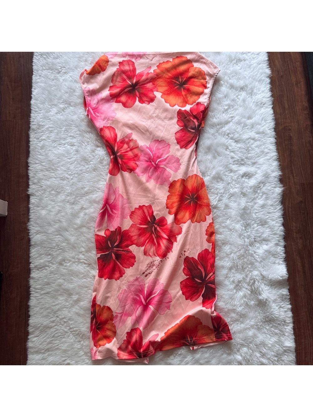 CHICME Pink Floral Ruched Midi Dress Size M - Picture 4 of 4